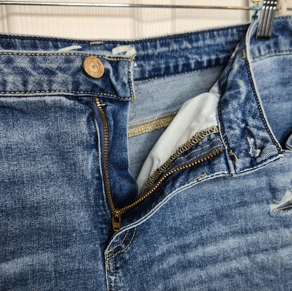 Seven7 Jean Bermuda Shorts Distressed Size 16 Light Blue Wash - Picture 7 of 9